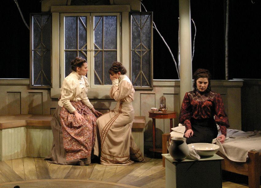 Daylight and Dispair-Theatre Fairfleld's THREE SISTERS 